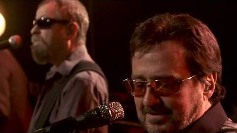 BLUE ÖYSTER CULT To Release ‘iHeart Radio Theater N.Y.C. 2012’ In May