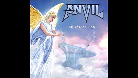 LIPS On ANVIL’s Original Rhythm Guitarist: ‘He’s Sitting At Home On His Couch Wishing He Was Me’
