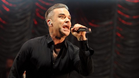 Robbie Williams says the UK is “delusional” about drink and drugs: “It’s a crying shame”