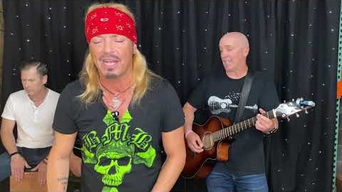 Watch BRET MICHAELS Perform Acoustic Cover Of ‘Your Mama Don’t Dance’