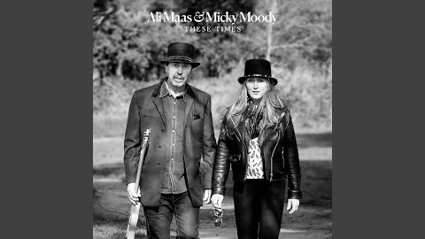 Former WHITESNAKE Guitarist MICKY MOODY To Release New ALI MAAS & MICKY MOODY Album ‘Who’s Directing Your Movie?’