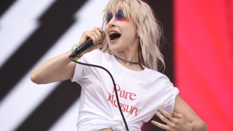 Hayley Williams shares behind-the-scenes ‘Sugar On The Rim’ video
