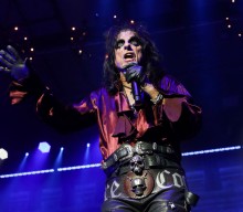 Alice Cooper on contracting COVID-19: “It knocked me out for three weeks”