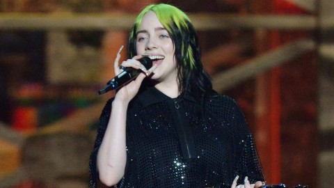 Billie Eilish on “responsibility” to discuss politics: “You can’t ignore it and you can’t be silent”