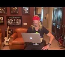 BRET MICHAELS Discusses STEVIE NICKS Relationship While Reading From ‘Auto-Scrap-Ography’ Book (Video)