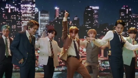 Watch BTS give live debut of new single ‘Dynamite’ at MTV VMAs 2020