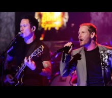 COREY TAYLOR Explains How He Splits His Time Between SLIPKNOT, STONE SOUR And His Solo Career