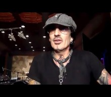 MÖTLEY CRÜE’s TOMMY LEE Says All The Actors In ‘The Dirt’ Biopic ‘Did A Spectacular Job’