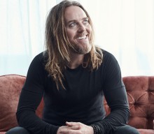 Tim Minchin releases fourth single ‘Airport Piano’ from upcoming album