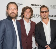 Hanson announce new album ‘Red Green Blue’ and 2022 UK, European and US tour