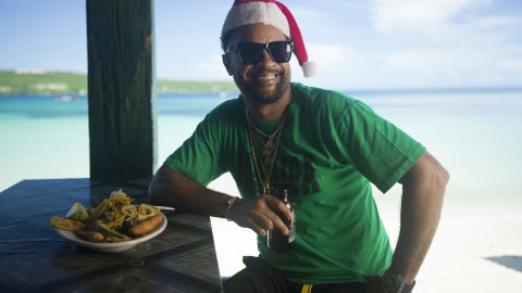 Shaggy shares ‘Holiday In Jamaica’ video with Ne-Yo and tells us about ‘Christmas in the Islands’