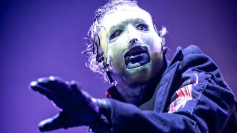 Corey Taylor pays tribute to Astroworld victims during Slipknot show