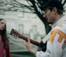 Watch Holly Humberstone join Glass Animals for version of ‘Heat Waves’