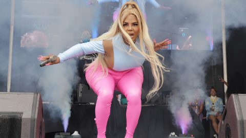 Lil’ Kim to publish memoir titled ‘The Queen Bee’
