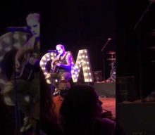 COREY TAYLOR And Solo Band Don KISS Makeup For Springfield, Missouri Concert (Video)