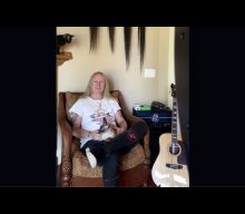 ALICE IN CHAINS’ JERRY CANTRELL Explains How He Chose ‘Atone’ As First Single From ‘Brighten’ Solo Album