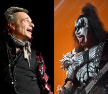 David Lee Roth sticks middle finger up to Gene Simmons’ insults