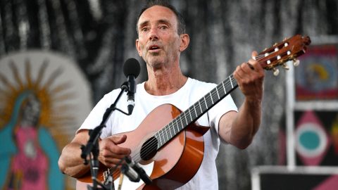 Washington state festival scammed by person pretending to be Jonathan Richman