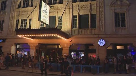 METALLICA Plays Surprise Club Concert In Chicago (Video)