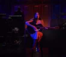 Kacey Musgraves channels ‘Forrest Gump’ in ‘SNL’ performance of ‘Justified’