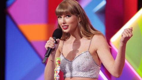 Largest US radio network to only play re-recorded versions of Taylor Swift songs