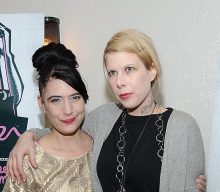Le Tigre’s Kathleen Hanna and Johanna Fateman settle ‘Deceptacon’ lawsuit with Barry Mann