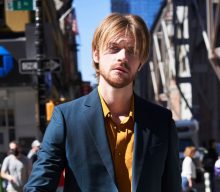 Finneas becomes a jewellery thief in ‘The Kids Are All Dying’ video