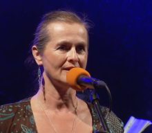 Czech singer Hana Horka dies after intentionally catching COVID-19
