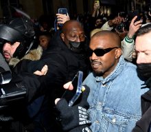 Kanye West says paparazzi should share profits from photos with artists