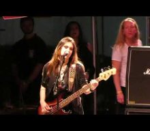 Longtime VIXEN Bassist SHARE ROSS Is ‘Taking A Hiatus’ From The Band; Replacement Announced