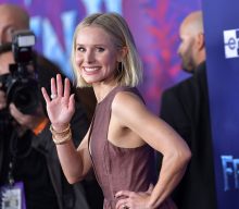 Kristen Bell apologises to fan after he watches sex scene with his mum in the room