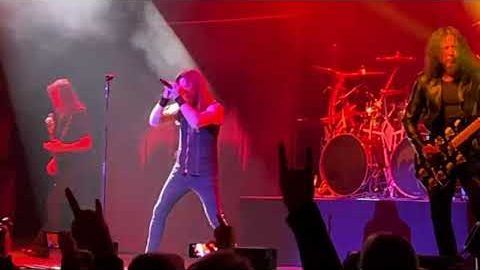 Watch QUEENSRŸCHE Perform In Oakland During North American Tour With JUDAS PRIEST