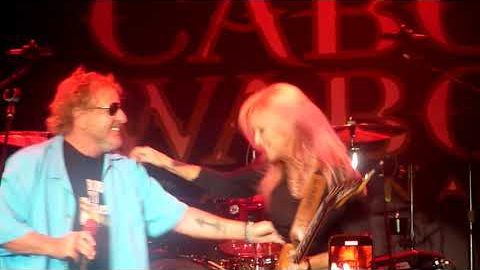 LITA FORD Joins SAMMY HAGAR On Stage In In Las Vegas To Perform LED ZEPPELIN, MONTROSE Classics (Video)