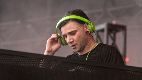 Skrillex cancels festival appearances to finish new albums
