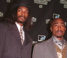 Snoop Dogg says he fainted when he saw Tupac in his final moments