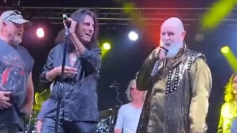 Watch: ROB HALFORD And ALICE COOPER Cover THE DOORS’ ‘Roadhouse Blues’ At ‘CoopStock 2’