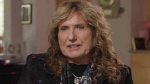 WHITESNAKE’s DAVID COVERDALE Says It Wasn’t His Idea To Re-Record ‘Here I Go Again’ For 1987 Album