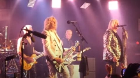 Watch: DEF LEPPARD Plays Invitation-Only Concert At Whisky A Go Go For SiriusXM Listeners