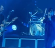 Watch: DEFTONES’ CHINO MORENO Joins GOJIRA On Stage For Cover Of SEPULTURA’s ‘Territory’