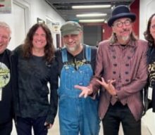 RUSH’s GEDDY LEE And ALEX LIFESON Watch PRIMUS Perform ‘A Farewell To Kings’ In Its Entirety In Toronto