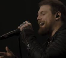 ASKING ALEXANDRIA’s DANNY WORSNOP ‘Cannot Sing For The Next Few Weeks’; Remaining U.S. Shows Canceled
