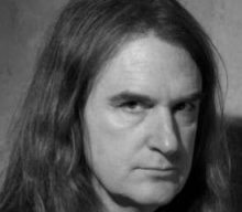 Ex-MEGADETH Bassist DAVID ELLEFSON Is Mourning Death Of His 15-Year-Old Cat: ‘He Was My Little Sidekick And Best Friend’