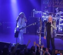 Watch Pro-Shot Video Of DEF LEPPARD Performing ‘Pour Some Sugar On Me’ At Invitation-Only Concert At Whisky A Go Go