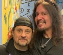 GENE HOGLAN Says His Split With TESTAMENT Was ‘Very Amicable’, Calls DAVE LOMBARDO ‘A Natural Choice’ To Step In