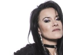 Ex-EVANESCENCE Guitarist JEN MAJURA Opens Up About Getting Fired From The Band: ‘I’m Still In Shock’