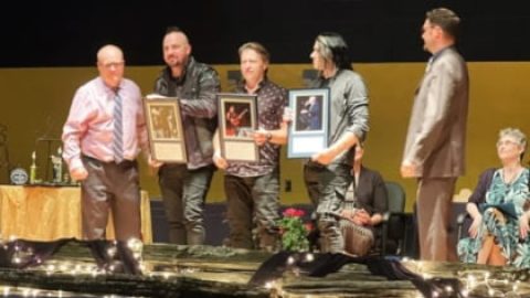 Former And Current Members Of THREE DAYS GRACE Honored By Ontario High School: Photo + Video