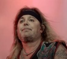 MÖTLEY CRÜE Shares Video Recap Of First Few Shows Of ‘The Stadium Tour’