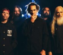 LAMB OF GOD Announces ‘Omens’ In-Store Signing Session At Amoeba In Hollywood