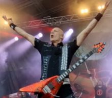 WOLF HOFFMANN Praises ACCEPT’s Three-Guitarist Setup: ‘We Love It, The Fans Love It, And It Makes A Difference’