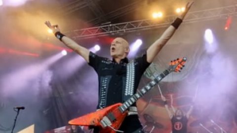 WOLF HOFFMANN Praises ACCEPT’s Three-Guitarist Setup: ‘We Love It, The Fans Love It, And It Makes A Difference’